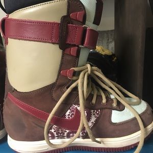 Nike Zoom Force 1 Women's Snowboard boots